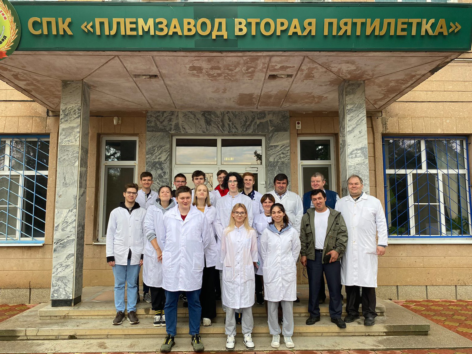 Купить женские брендовые копии-БайредоМиррепликаШорты