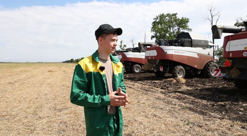 Студенты СтГАУ проходят практику по обслуживанию сельхозтехники