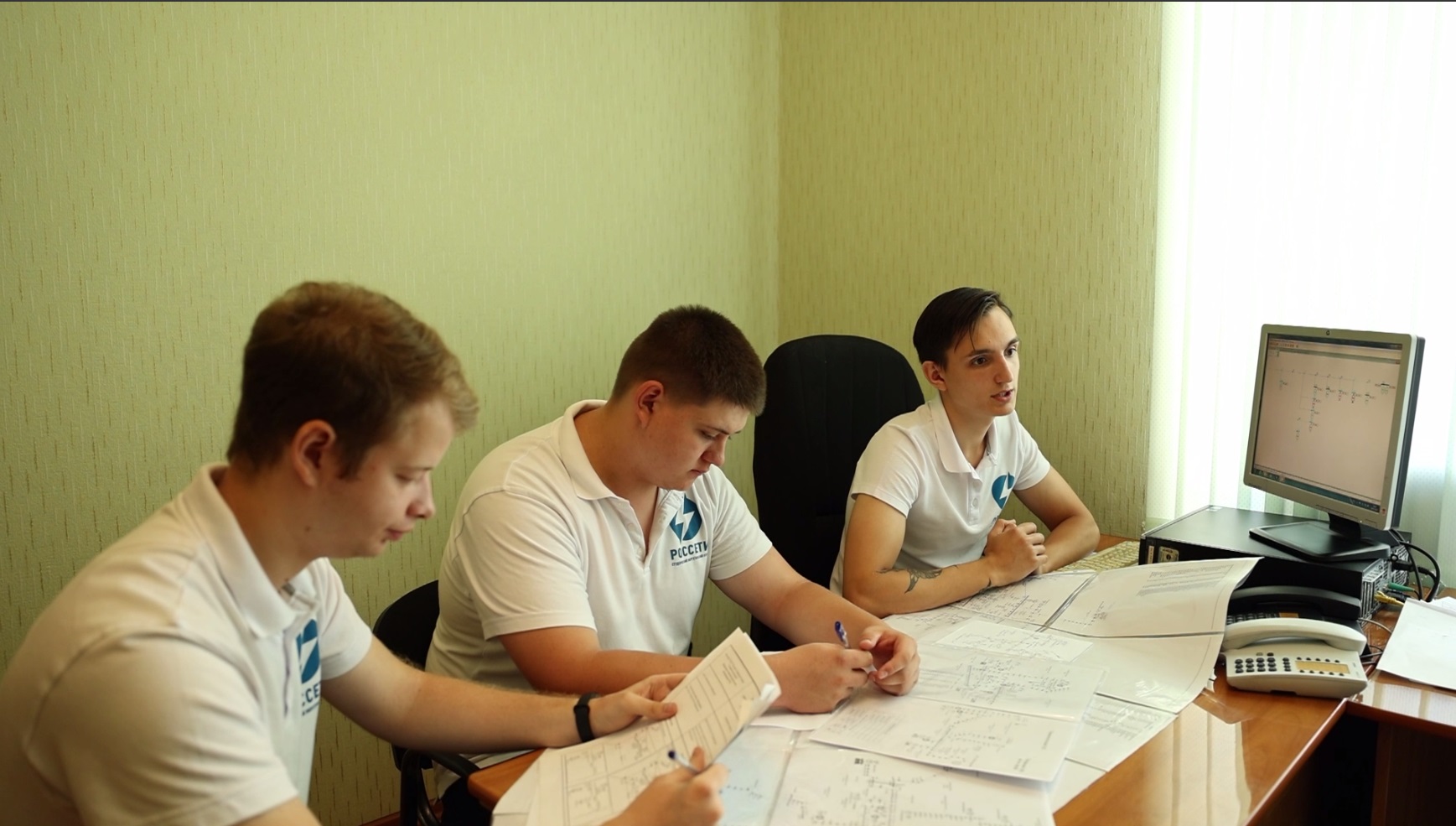 Студенческий отряд Ставропольского ГАУ проходит практику в электросетевом комплексе региона