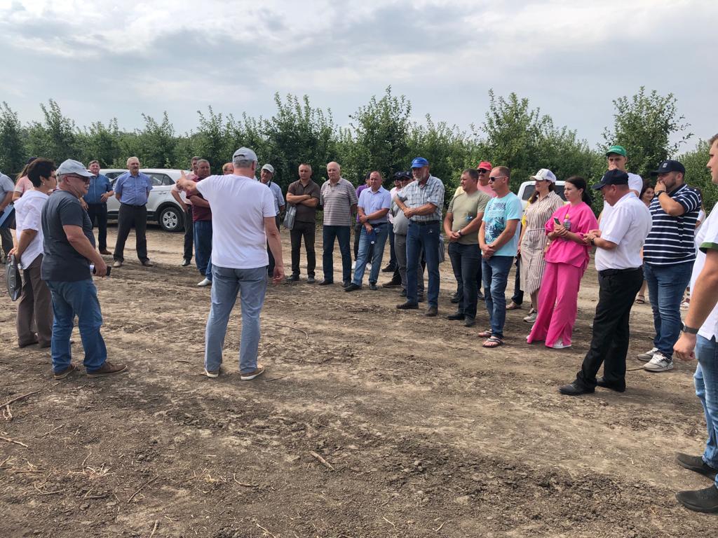 Доцент СтГАУ выступил на региональном Дне сада