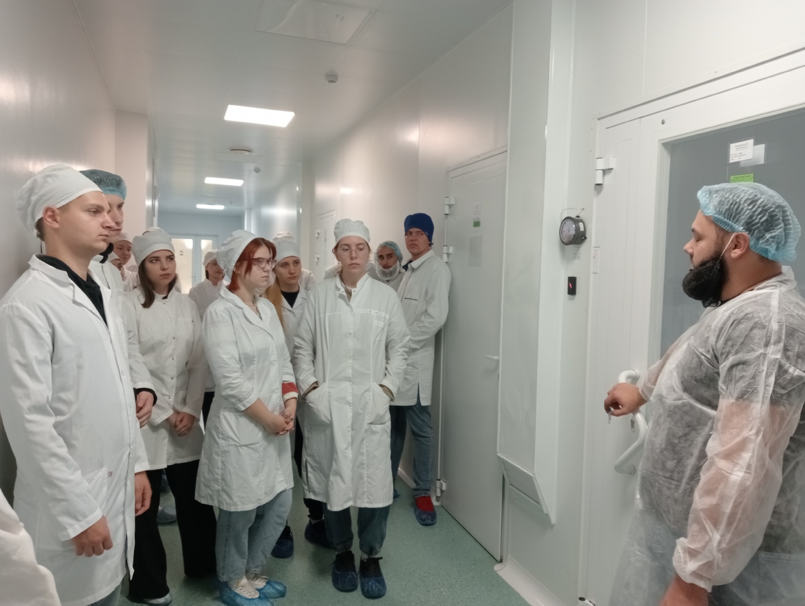 Студенты СтГАУ отработали технологию производства ветеринарных препаратов