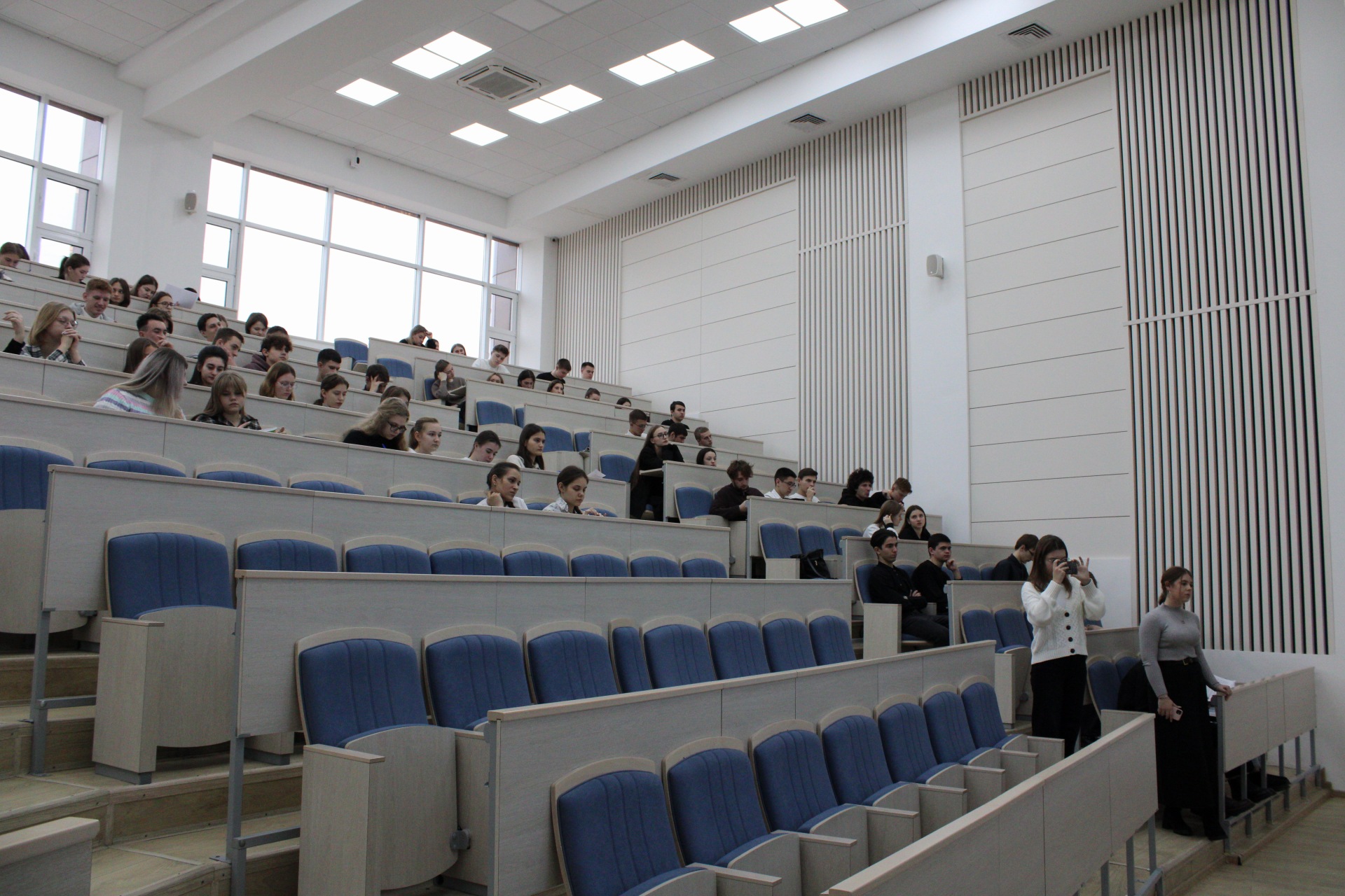 В СтГАУ прошел круглый стол к 30-летию Конституции