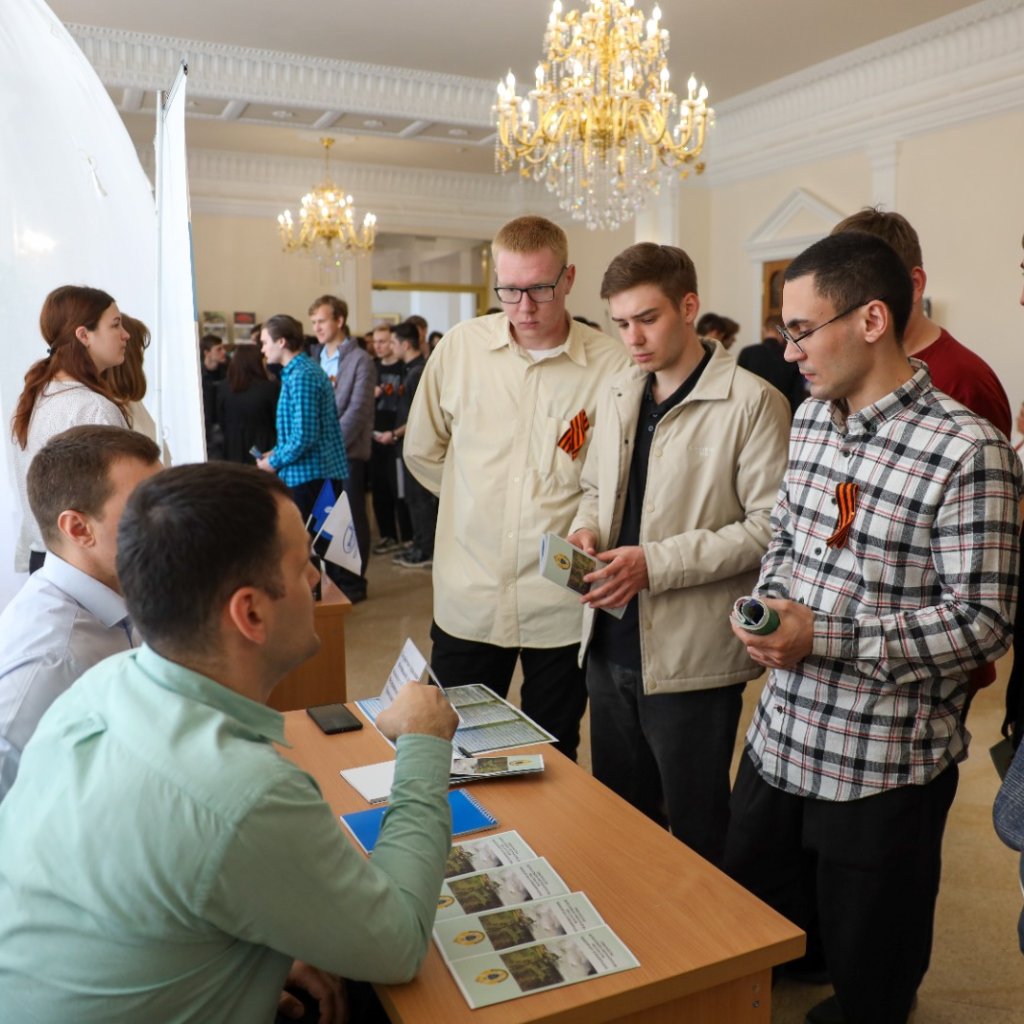 В СтГАУ прошла «Ярмарка вакансий» с участием ведущих работодателей региона