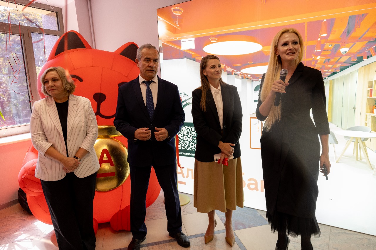 В СтГАУ открылось новое студенческое пространство от Альфа-Банка