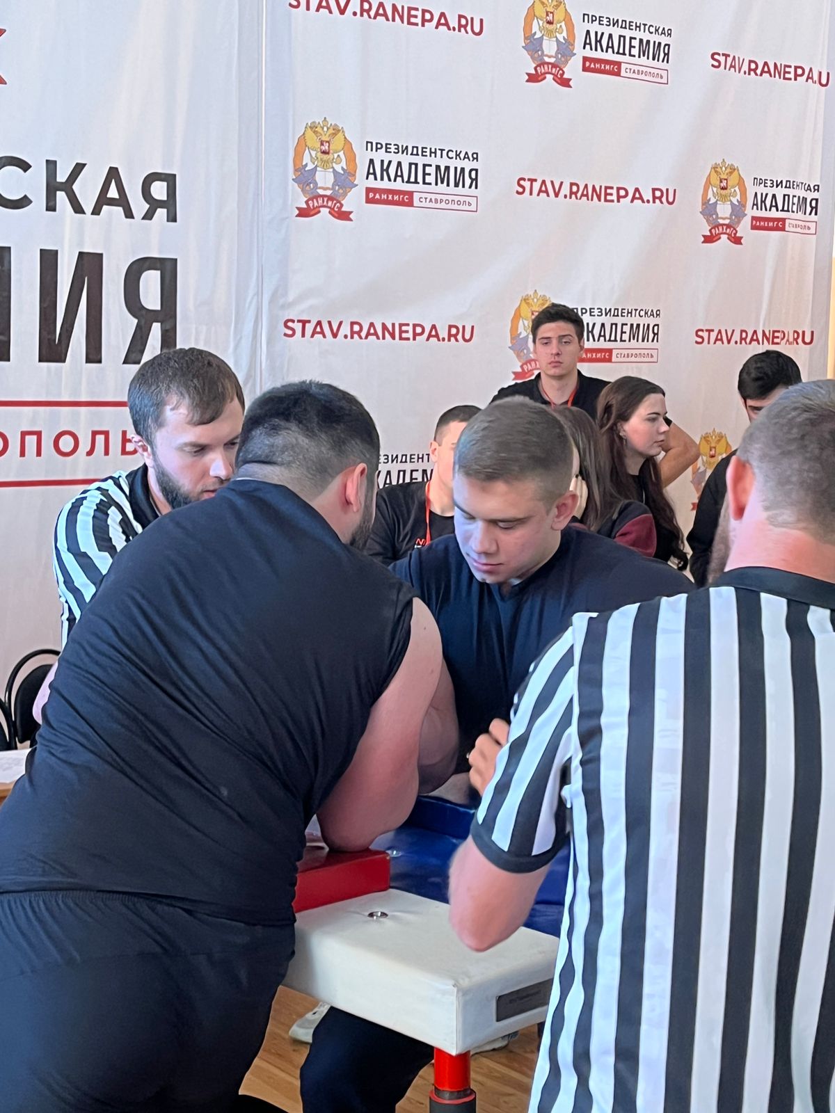 Студенты СтГАУ — победители межрегионального турнира по армрестлингу