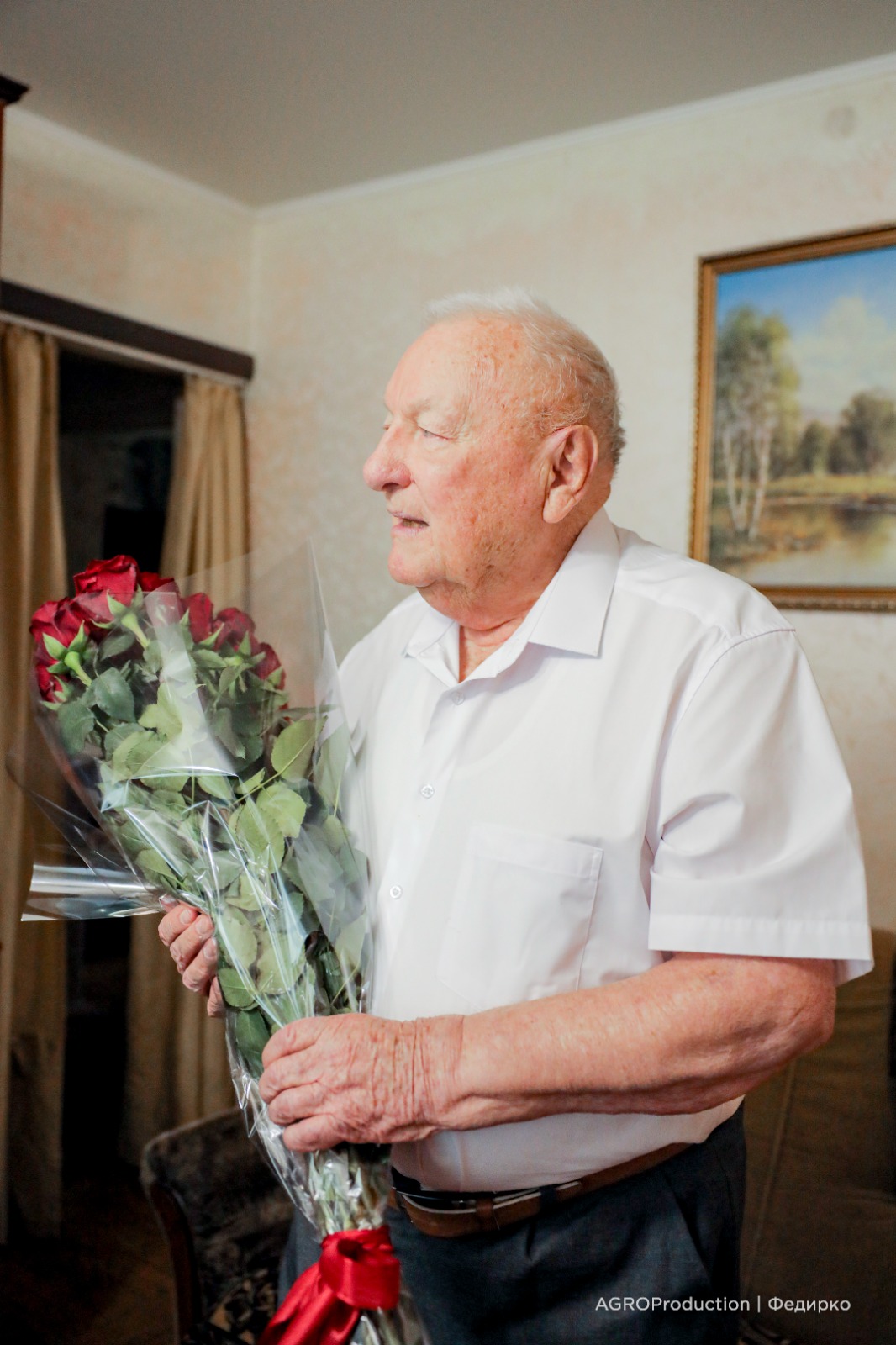 Владимир Ситников поздравил ветерана СтГАУ Георгия Дорожко с 87-летием