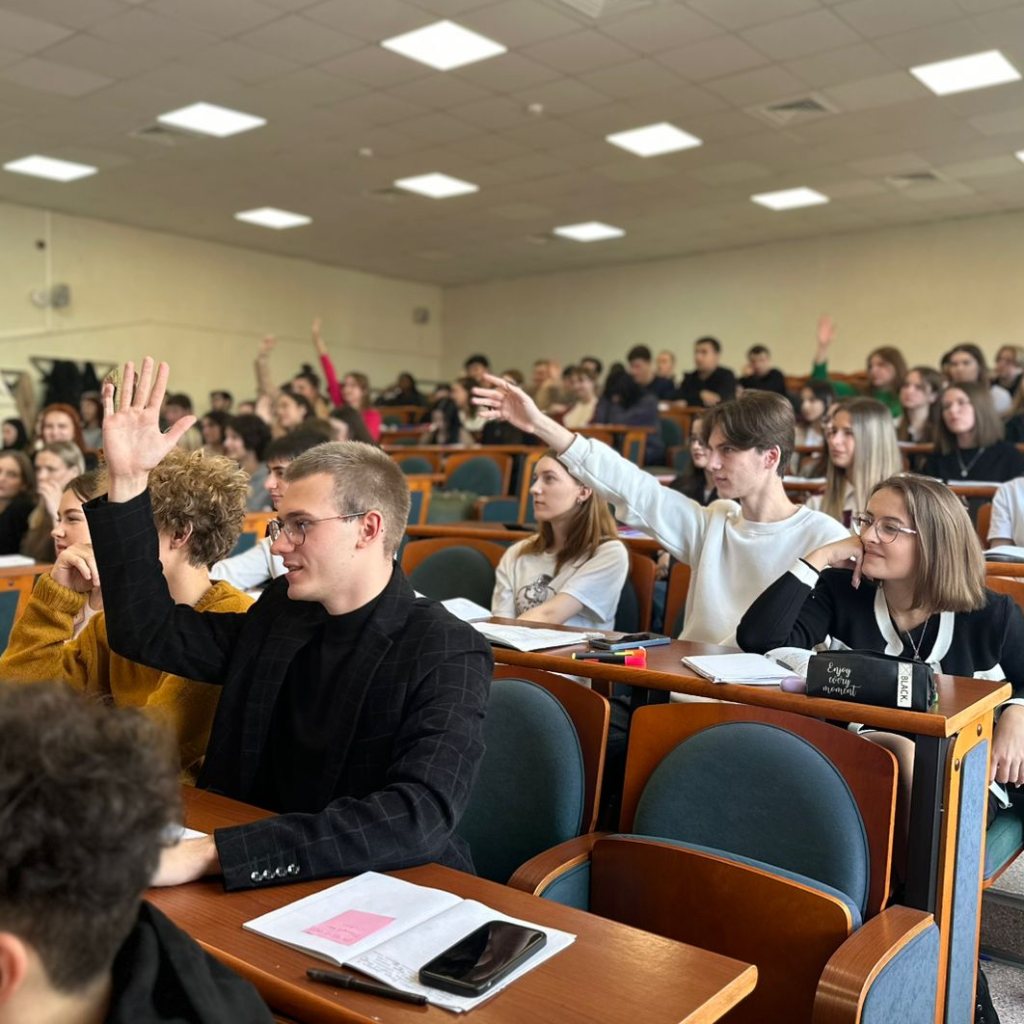 Сотрудники крупнейшего банка России провели занятия для студентов СтГАУ