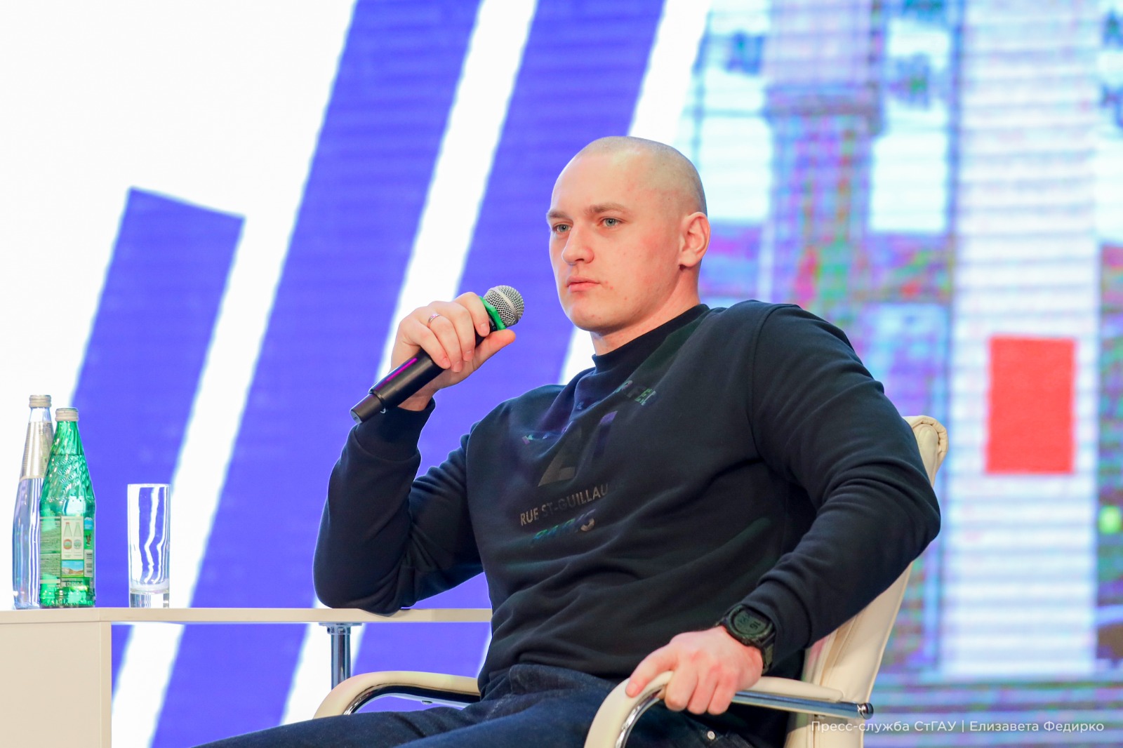 В СтГАУ прошла встреча с участником СВО, майором Дмитрием Каландия