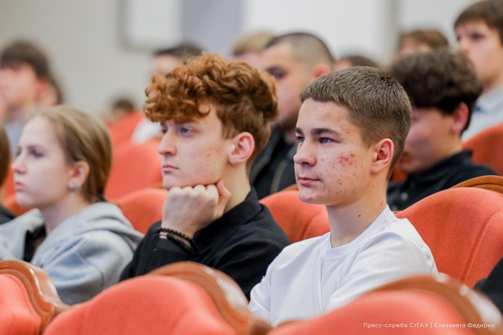В СтГАУ прошла встреча с участником СВО, майором Дмитрием Каландия