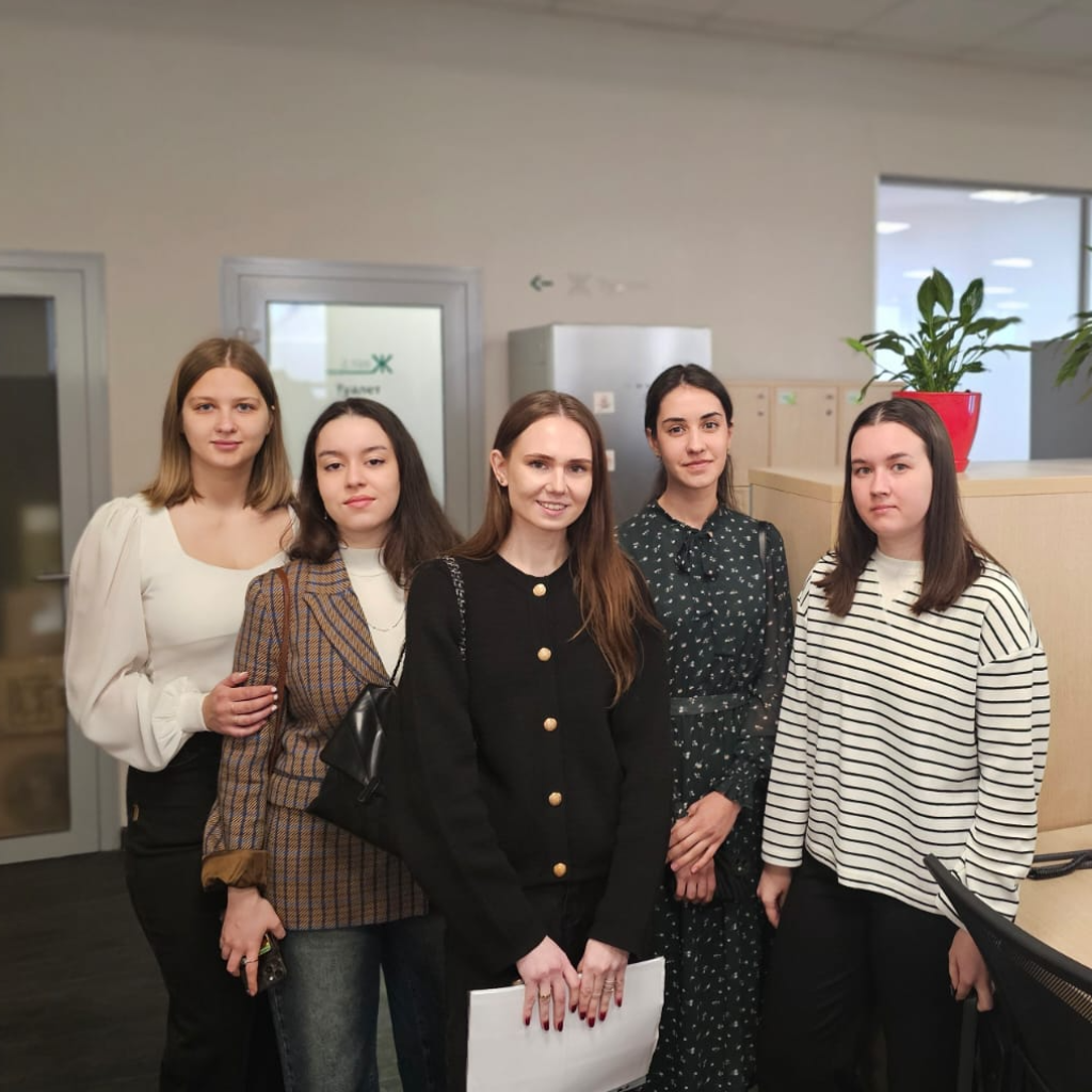 Студенты СтГАУ изучили особенности клиентского сервиса в банке