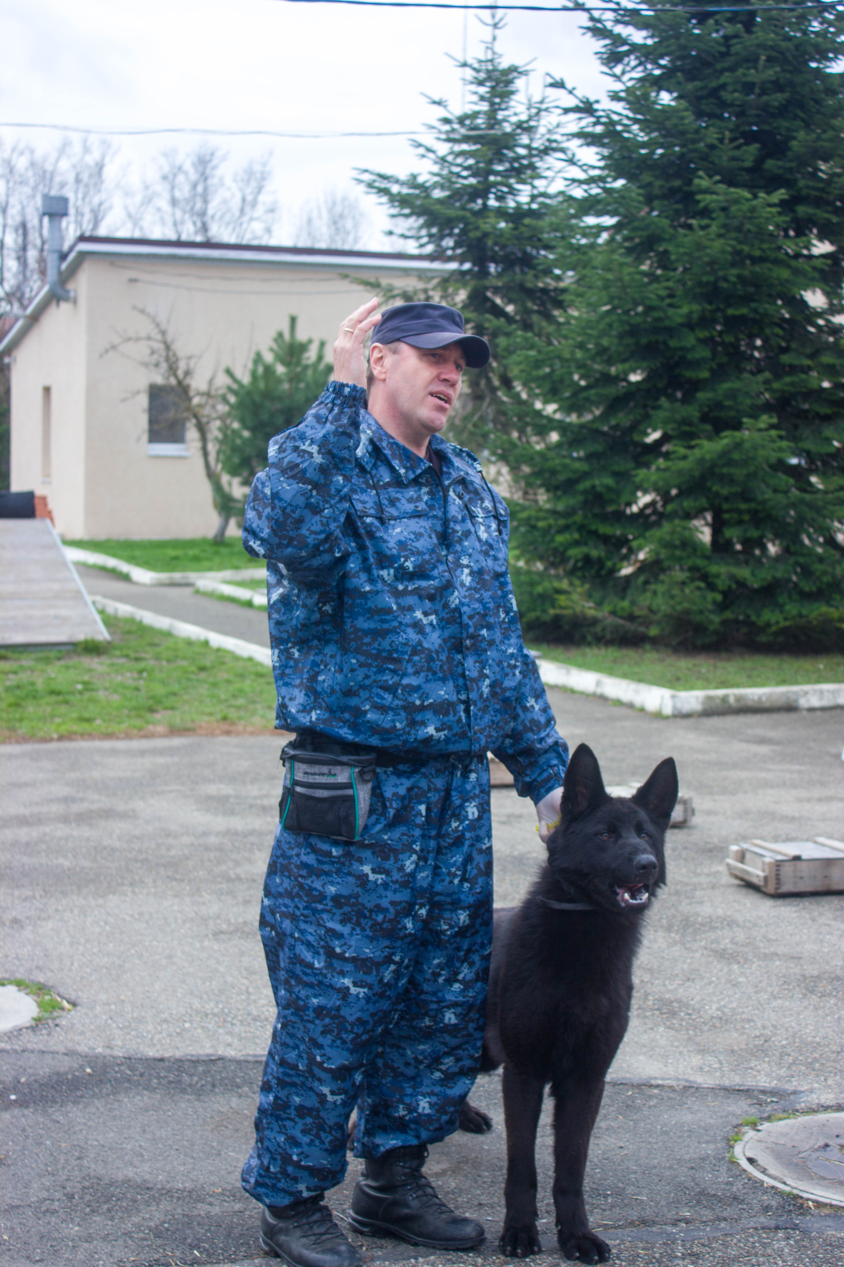 Студенты СтГАУ посетили Центр кинологической службы ГУ МВД России по Ставропольскому краю