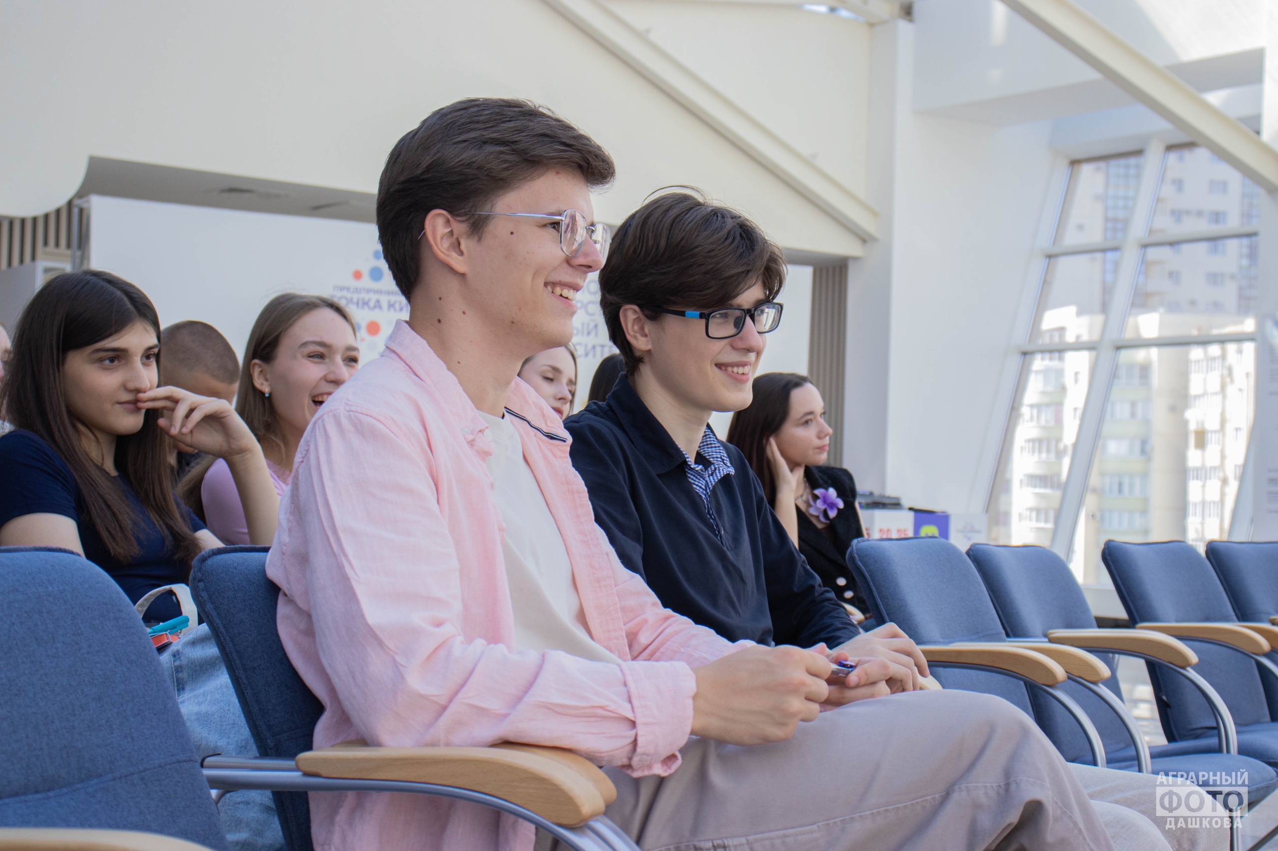 A tutor school was held at SSAU