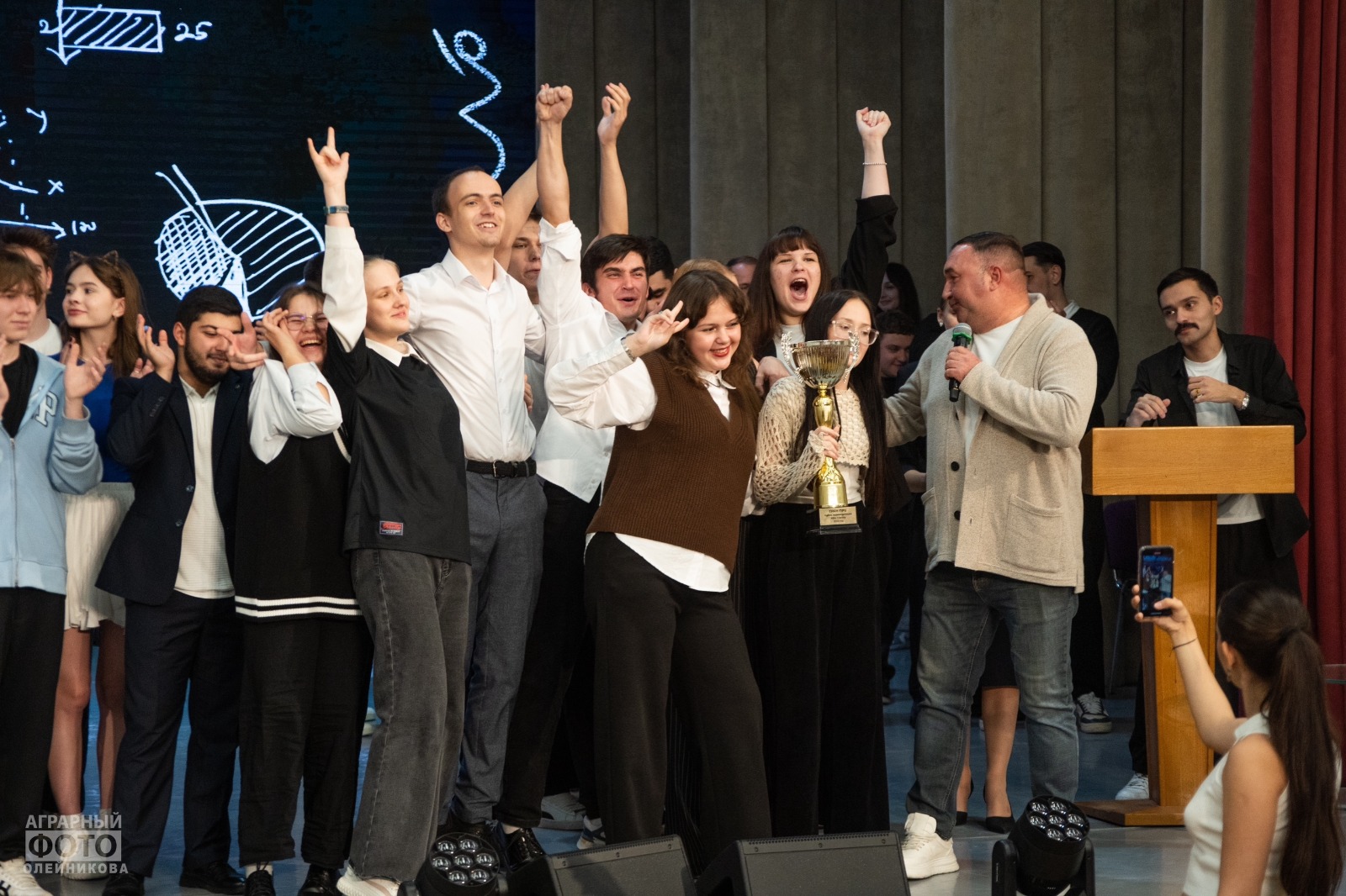 В СтГАУ состоялся долгожданный Кубок КВН среди первокурсников