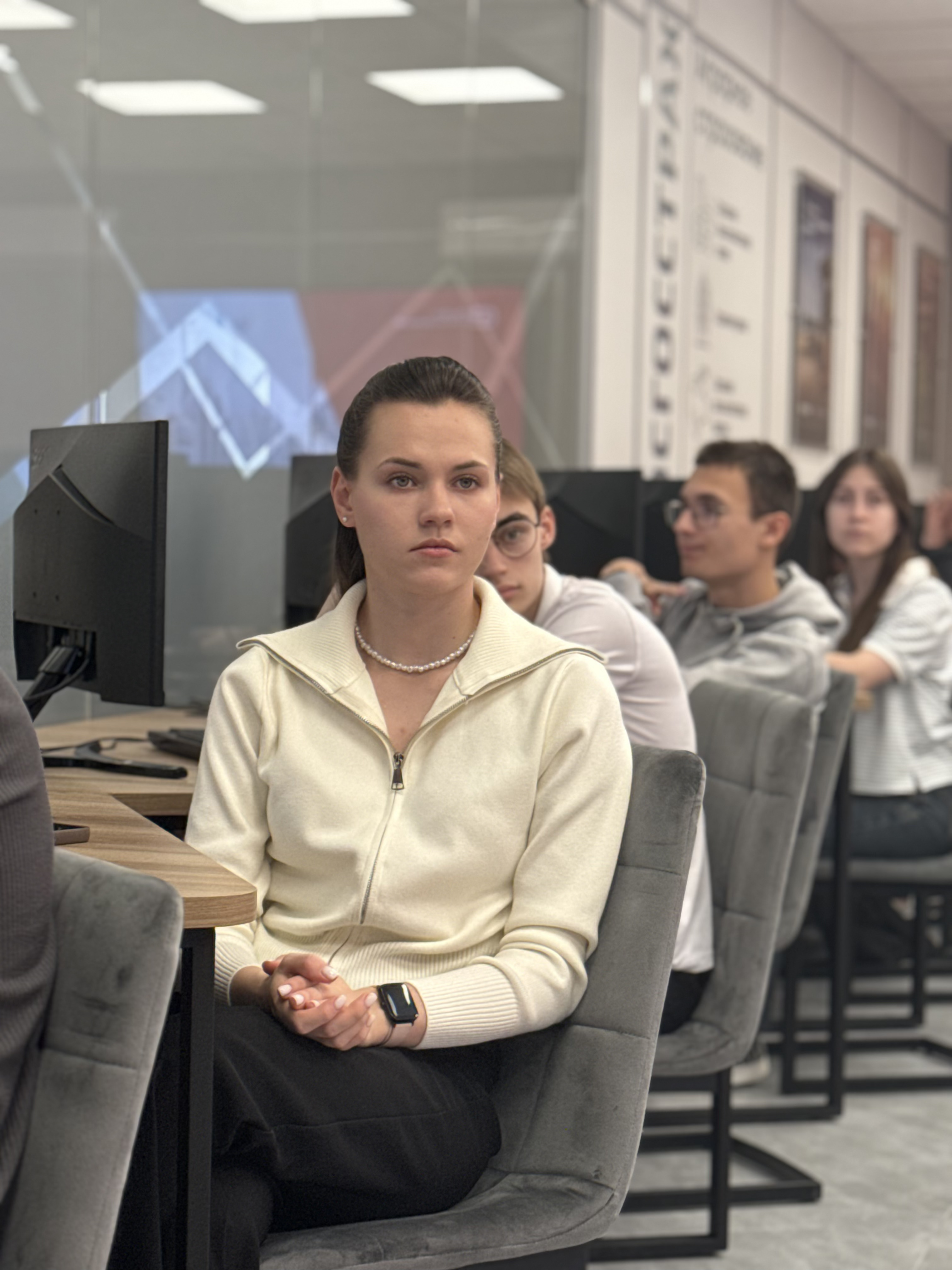 Студенты СтГАУ изучили особенности оформления электронного полиса ОСАГО