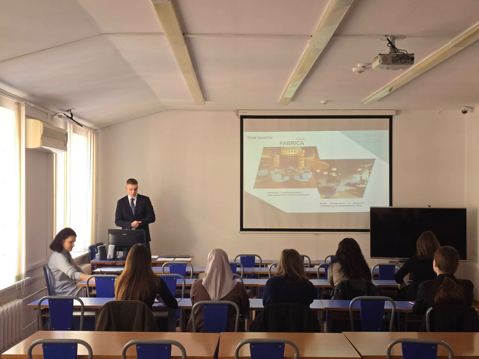 В СтГАУ состоялась открытая лекция с представителями ресторанной группы WL Projects