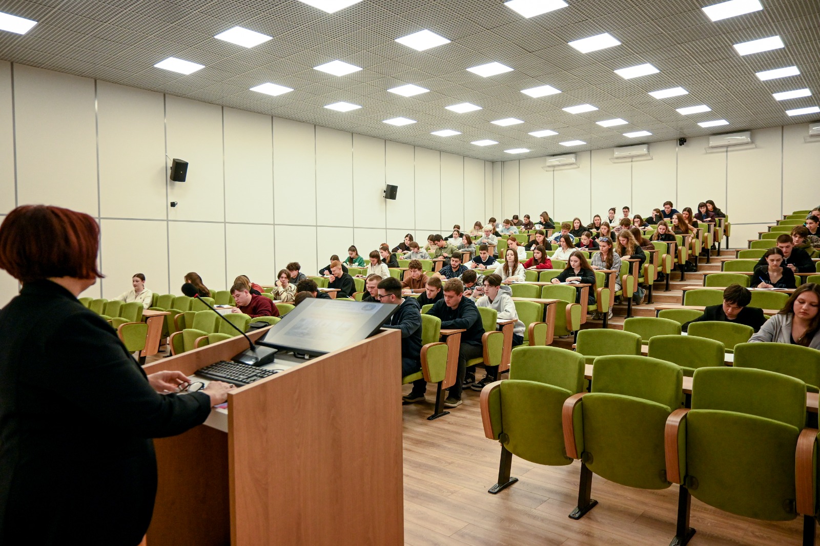 В СтГАУ состоялась предметная олимпиада по экономической теории