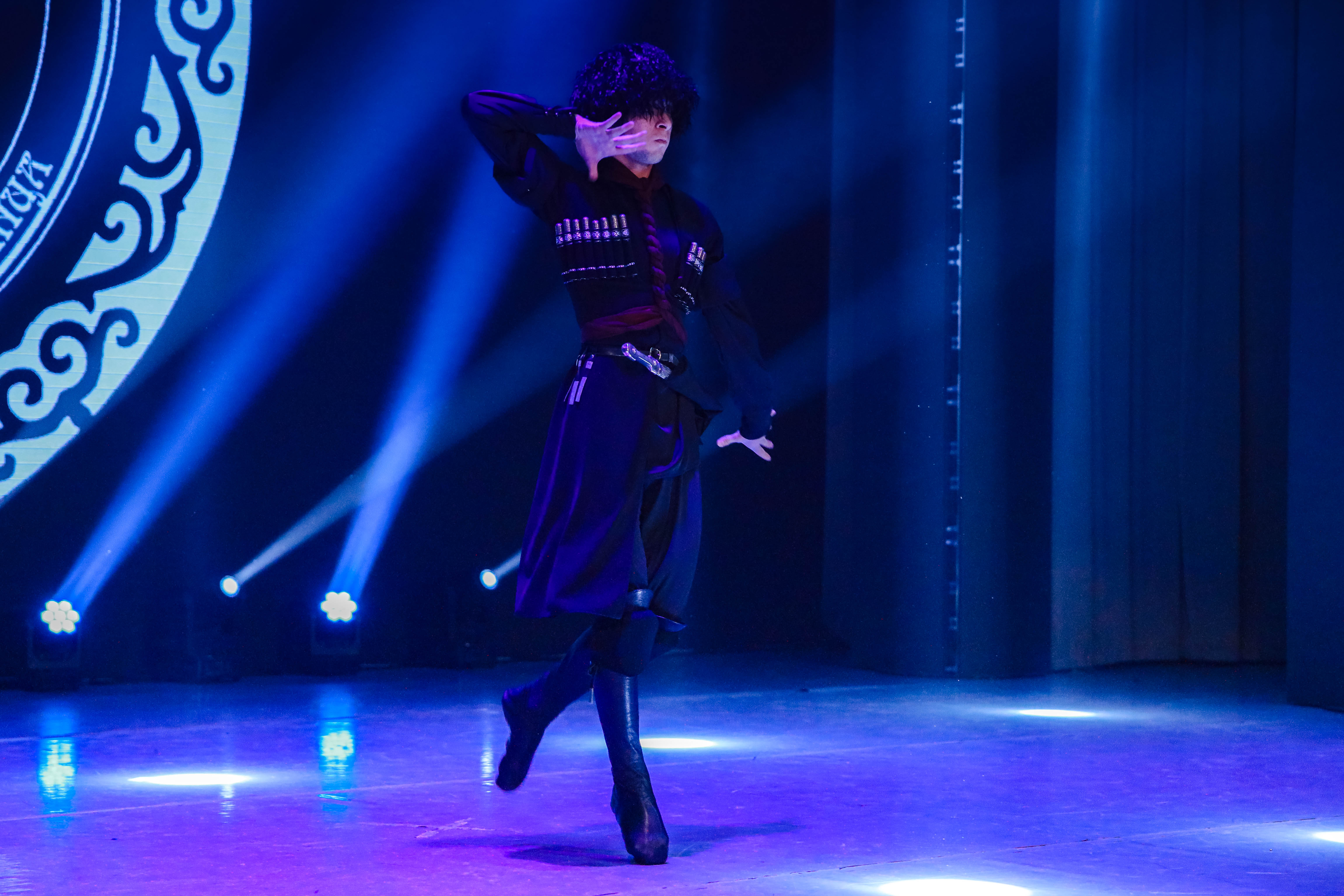 В СтГАУ поздравили сотрудниц с Международным женским днём