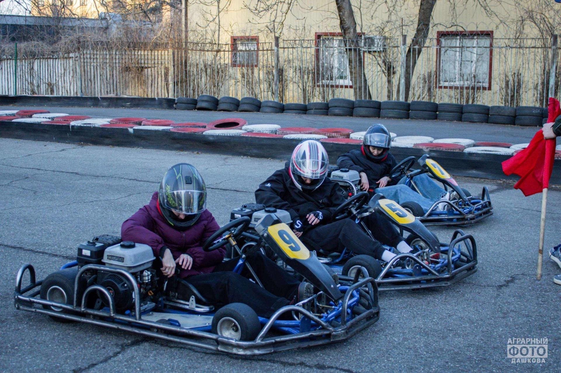 В СтГАУ прошёл чемпионат по картингу