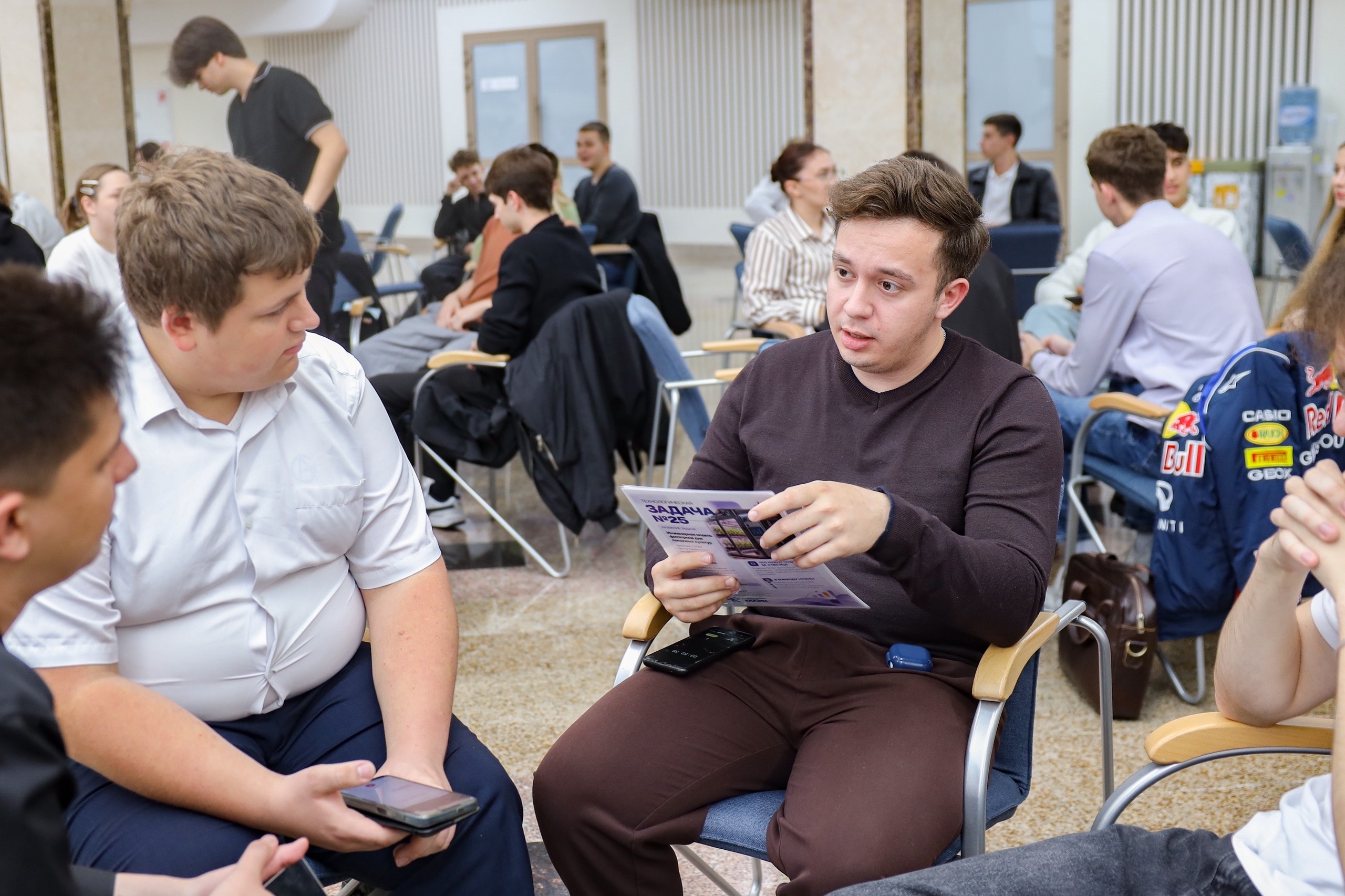 Команды акселератора СтГАУ обсудили технологические проекты с заказчиками